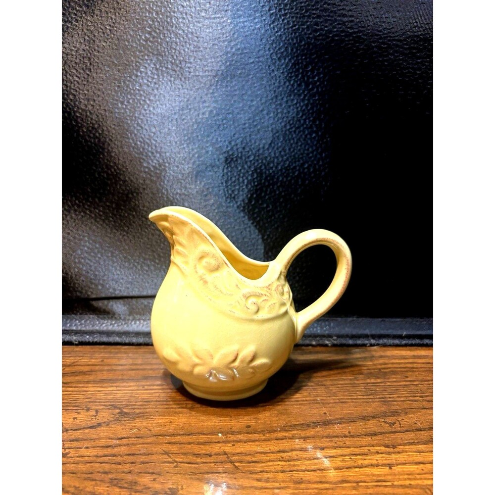 Jcpenney Home Collection Isabella Yellow Creamer Pitcher 2004 Discontinued